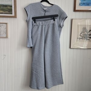 Tik Tok Gray Quilted Short Sleeve Too Cropped Pants Lounge Wear Set